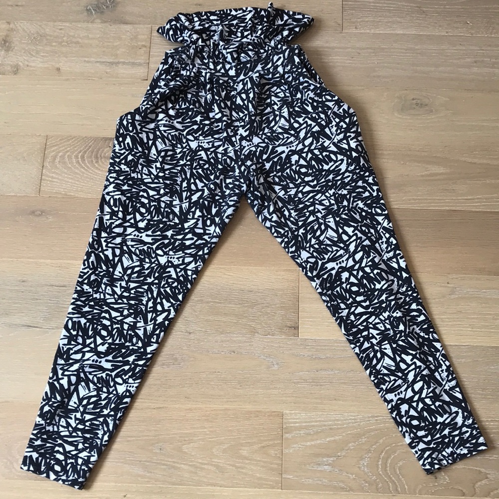 ZUMBA Workout Gym Pants w/ Elastic Waist